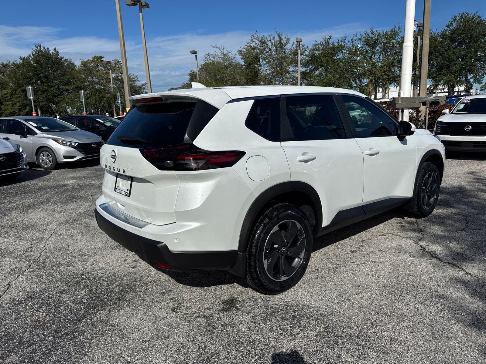 New 2026 Nissan Rogue SV 4D Sport Utility