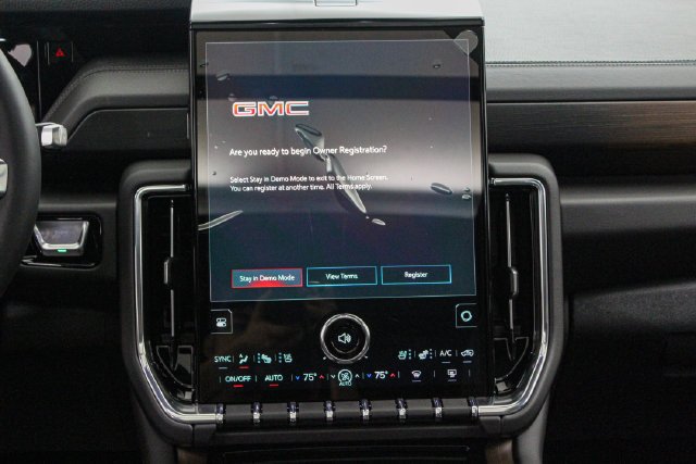 2027 GMC Yukon Denali - Photo 20