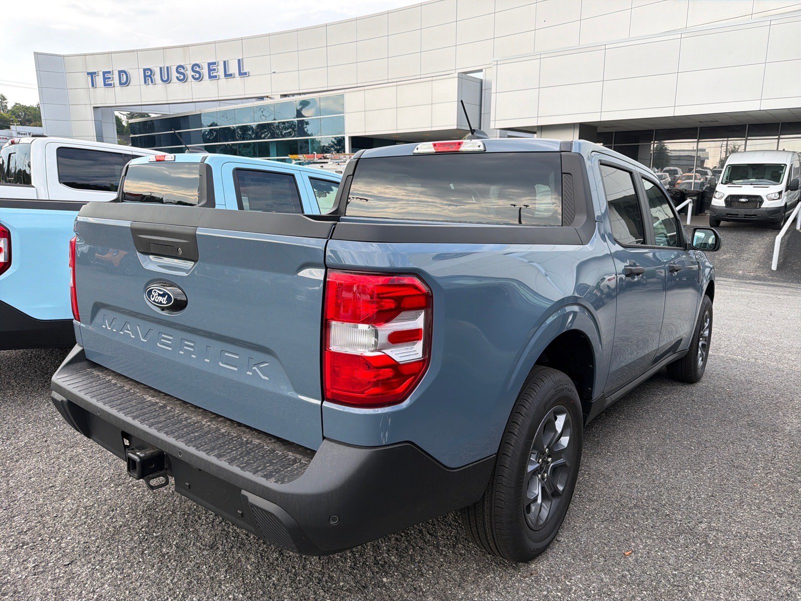 New 2026 Azure Gray Metallic Tri-Coat Ford XLT image 5