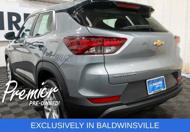 Used 2024 Gray Chevrolet LS image 7