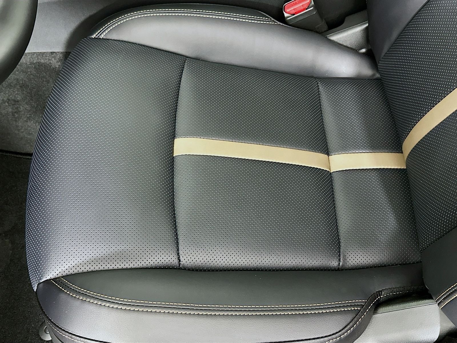 New 2026 Artisan Red Premium Mazda 3.3 Turbo S Premium Sport AWD image 20