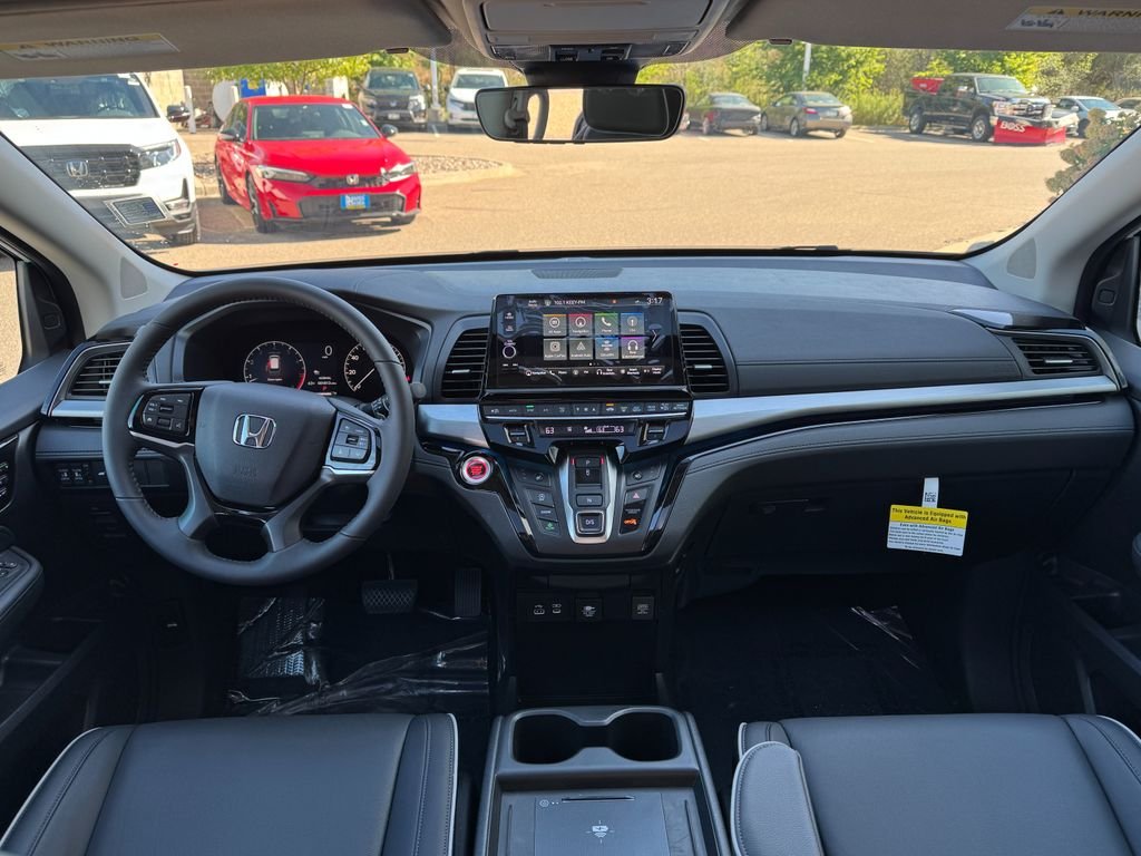 2026 Honda Odyssey Touring - Photo 17