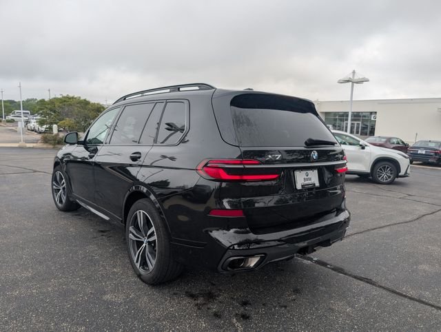 Certified Used 2025 Black Sapphire Metallic BMW xDrive40i image 2