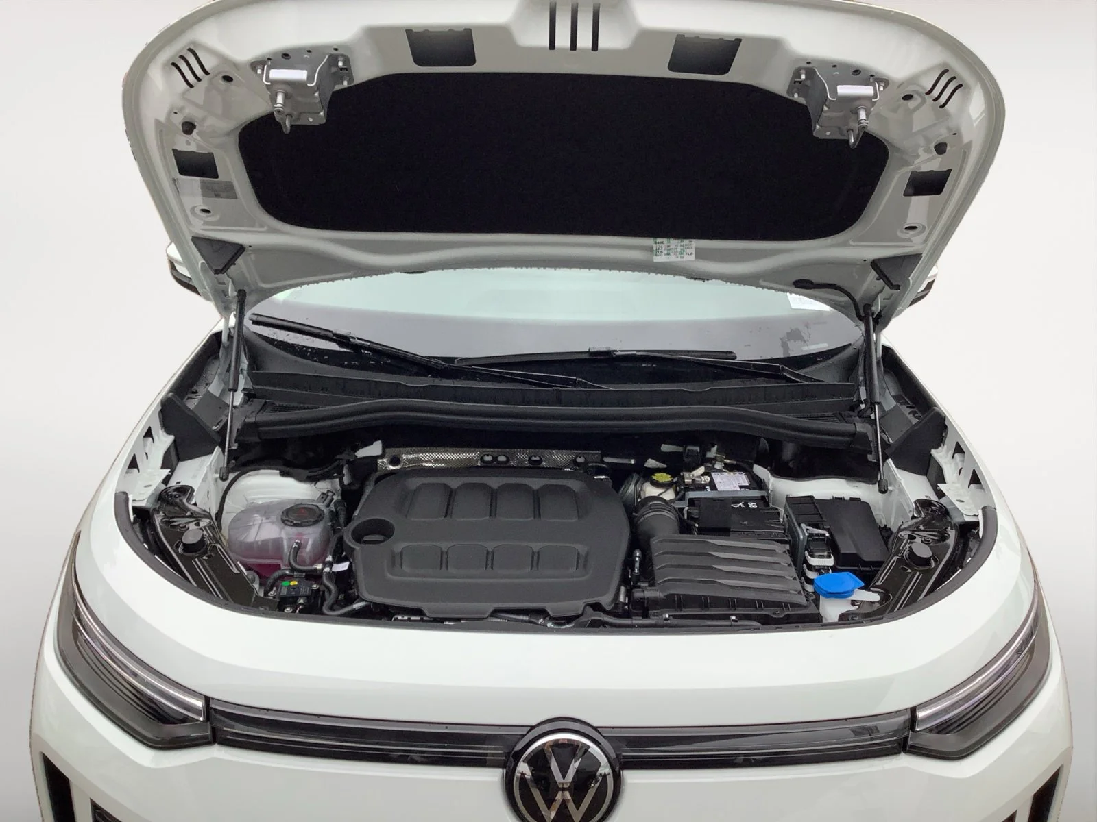 New 2026 Pure White Volkswagen S image 11