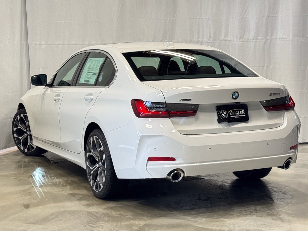 New 2026 White BMW 330i xDrive image 4