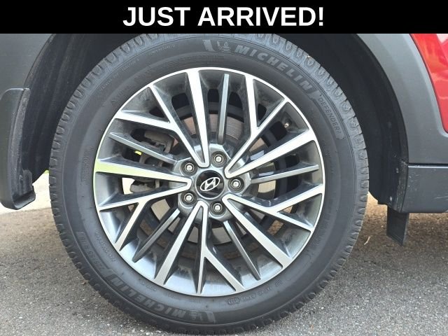 Certified Used 2021 Red Hyundai SEL image 5