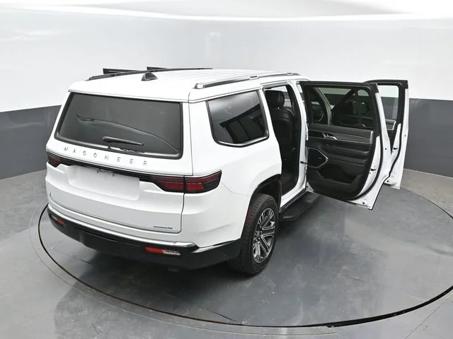 Certified Used 2024 Bright White Clearcoat Jeep Series II image 23