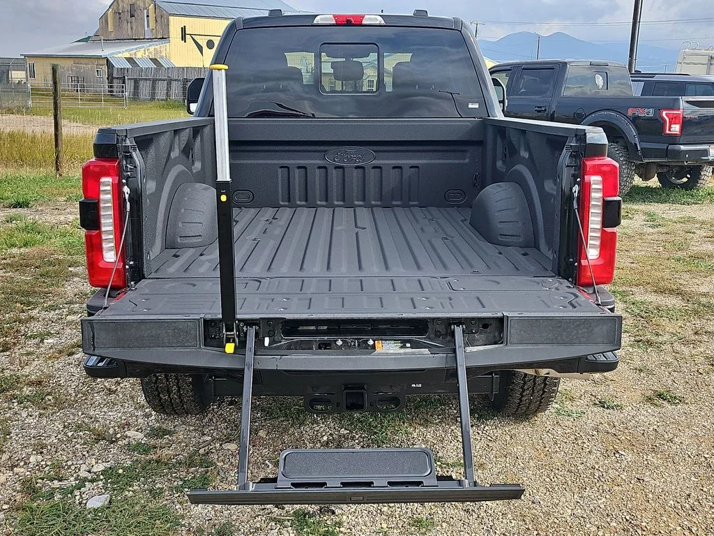 2025 Ford F-250 Super Duty XLT - Photo 55