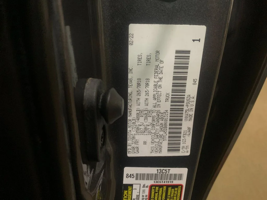 Used 2022 Gray Toyota SR5 image 33