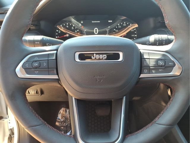 Used 2023  Jeep Trailhawk image 14