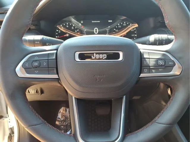 Used 2023  Jeep Trailhawk image 14