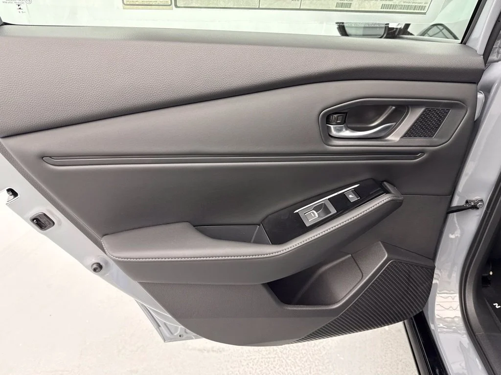 New 2026 Urban Gray Pearl Honda Touring image 16