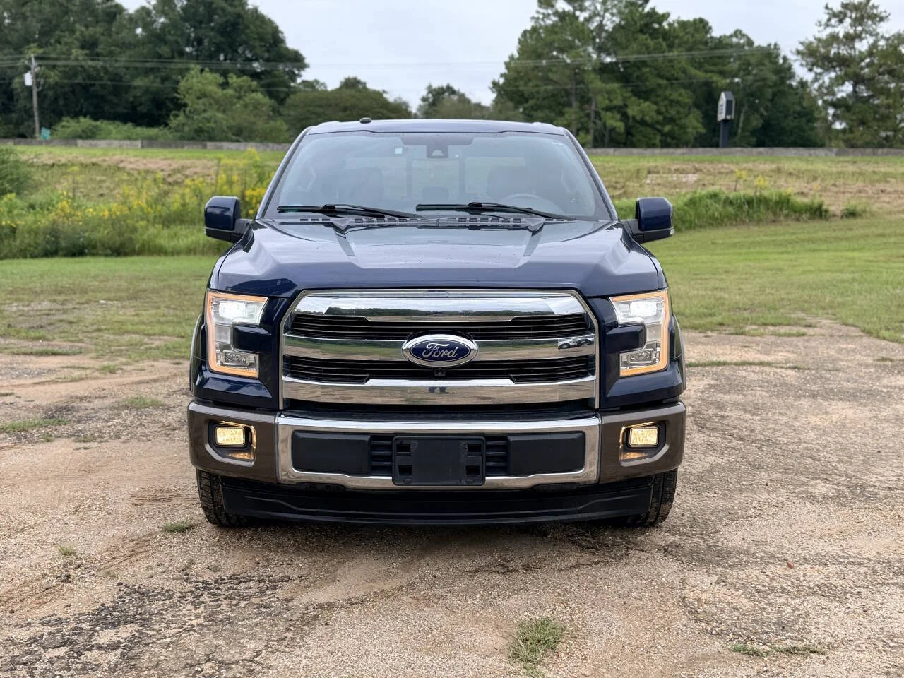 Used 2017 Blue Ford King Ranch 4x2 4dr SuperCrew 5.5 ft. SB image 8