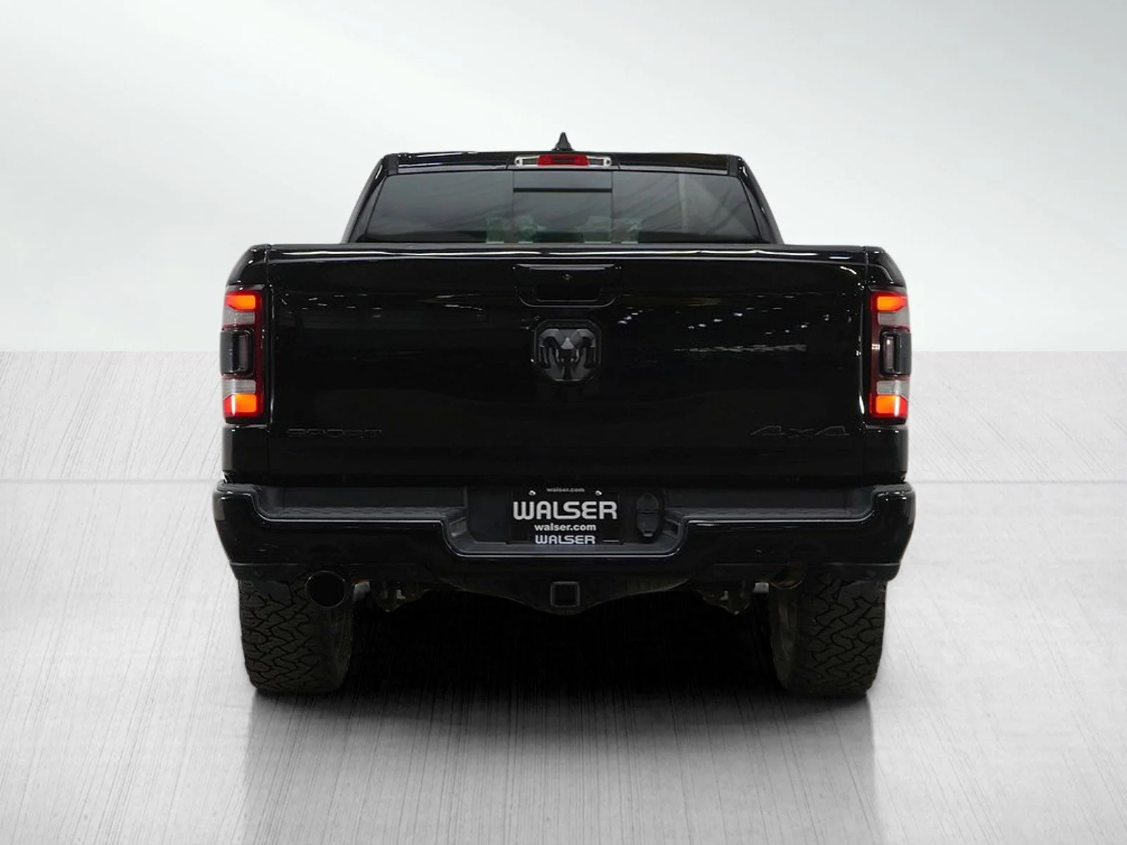Used 2020 Diamond Black Crystal Pearlcoat Ram Rebel image 4