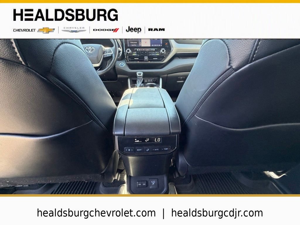 2022 Toyota Highlander Limited - Photo 14