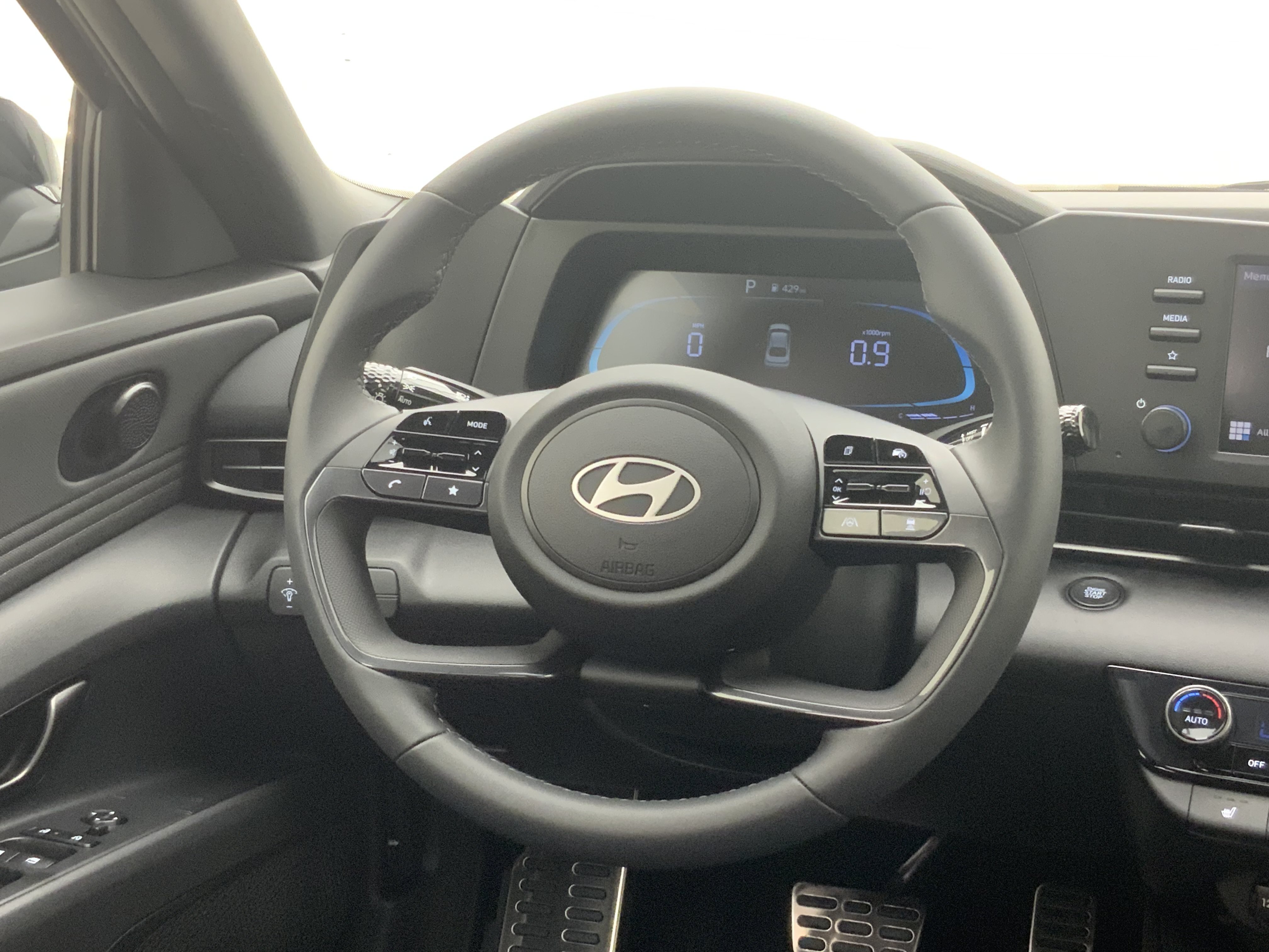 New 2026 Ecotronic Gray Hyundai SEL Sport Premium image 9