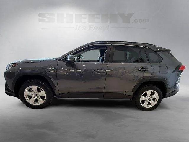 Used 2019 Magnetic Gray Metallic Toyota XLE image 15