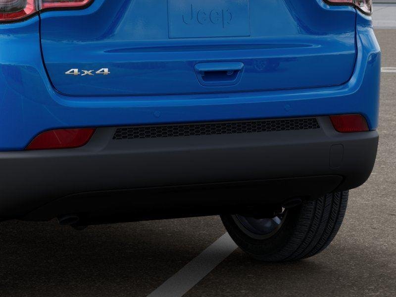 New 2026 Hydro Blue Pearl-Coat Exterior Paint Jeep COMPASS LIMITED ALTITUDE 4X4 image 13