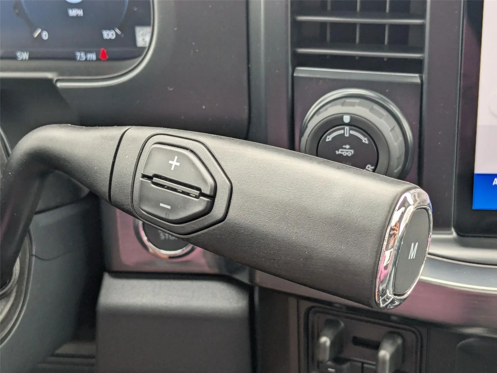 2025 Ford F-350 Super Duty Lariat - Photo 24