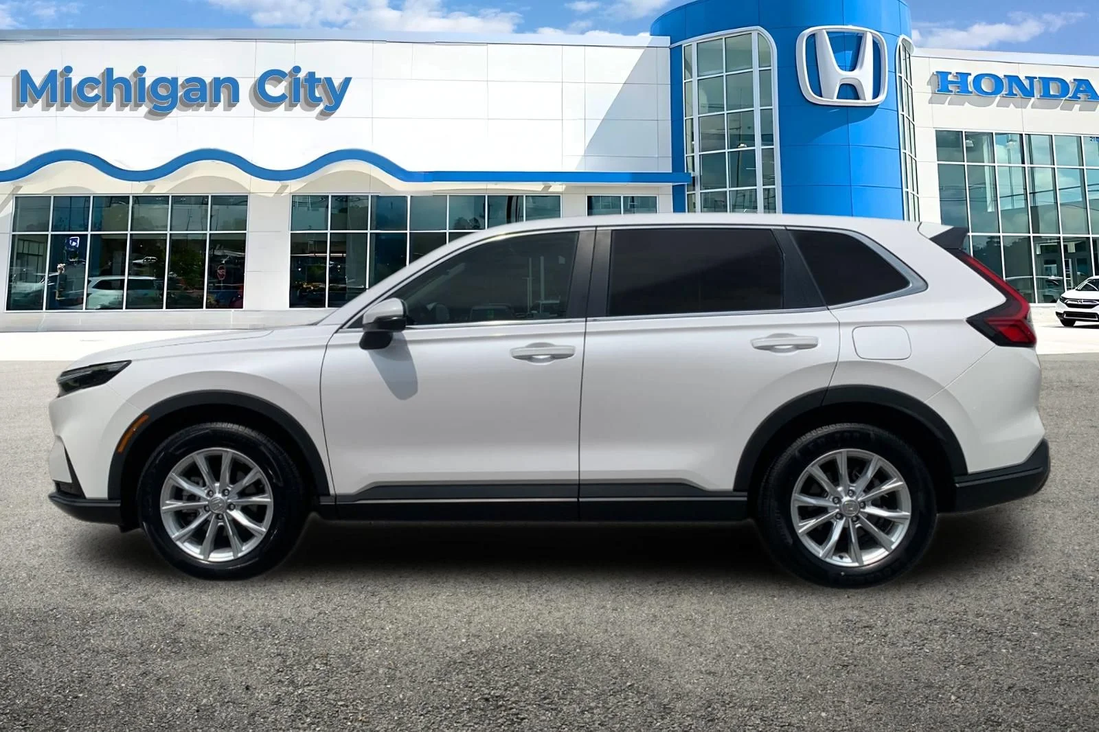 Used 2024 White Honda EX-L image 2