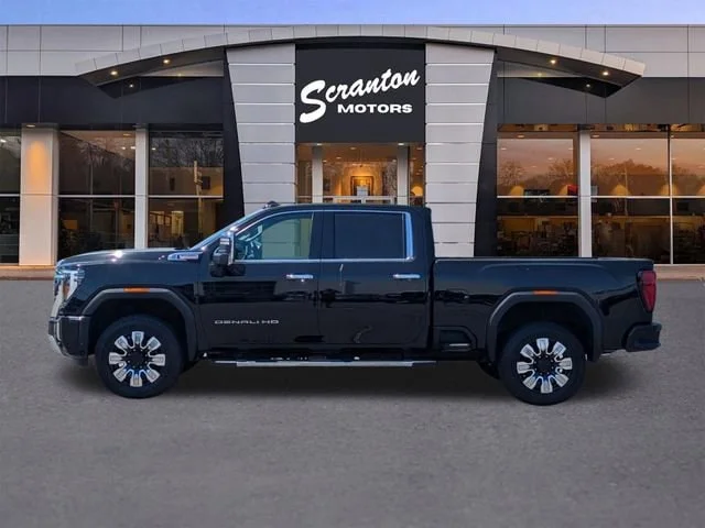 Used 2024 Onyx Black GMC Denali image 2
