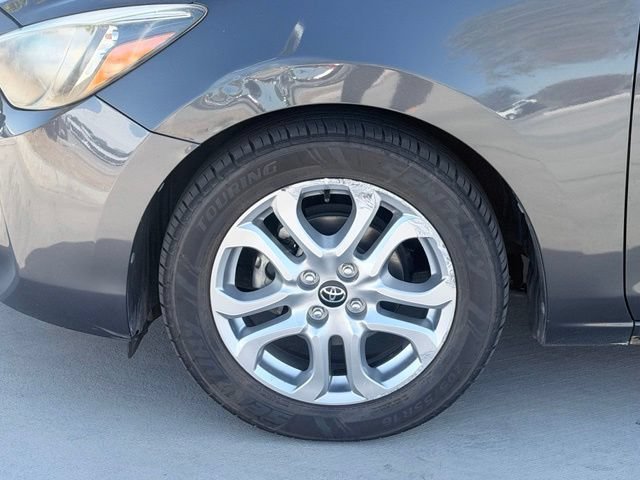 Used 2018 Gray Toyota MID BLUE BLACK image 30
