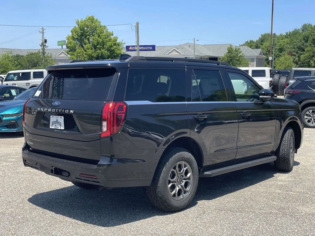 New 2026 Black Ford Active image 3
