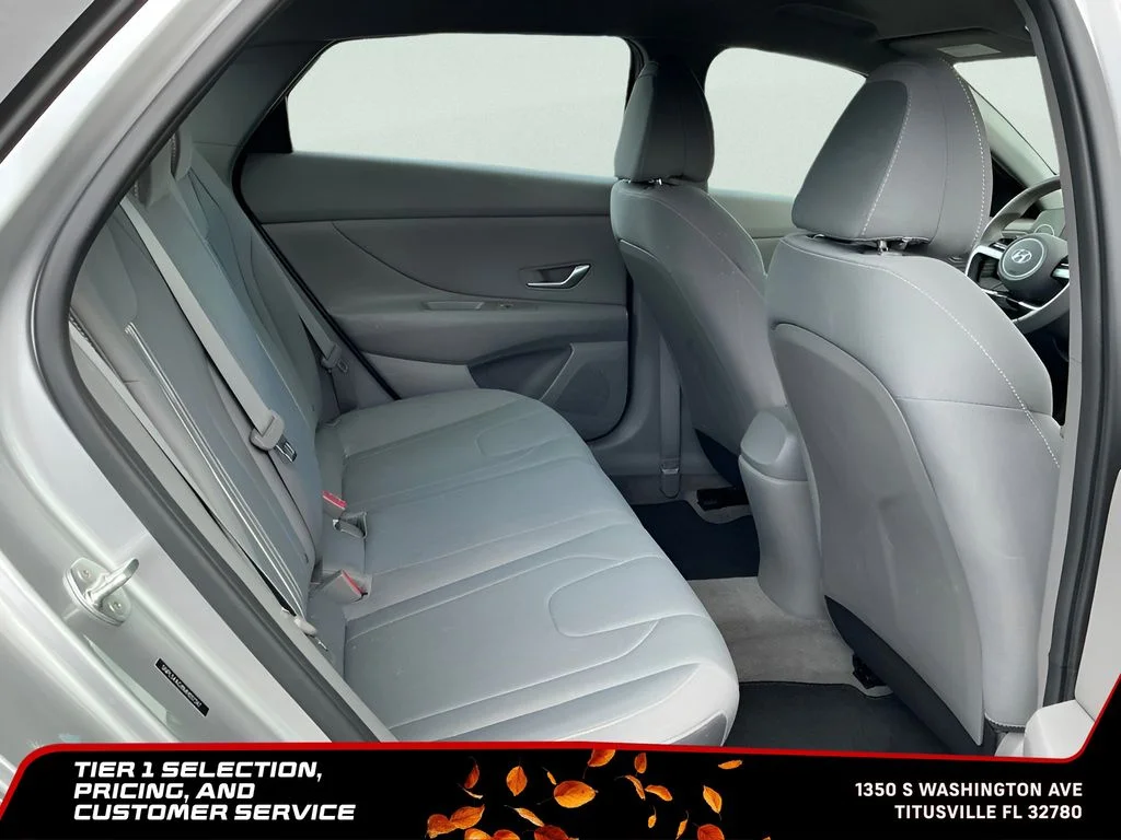 Used 2021 Silver Hyundai SEL image 14
