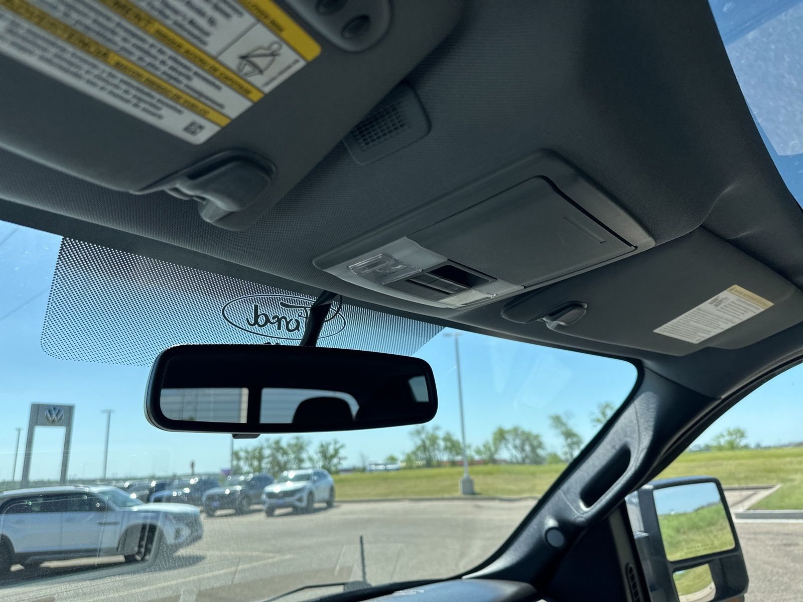 Used 2014 White Ford Lariat image 76
