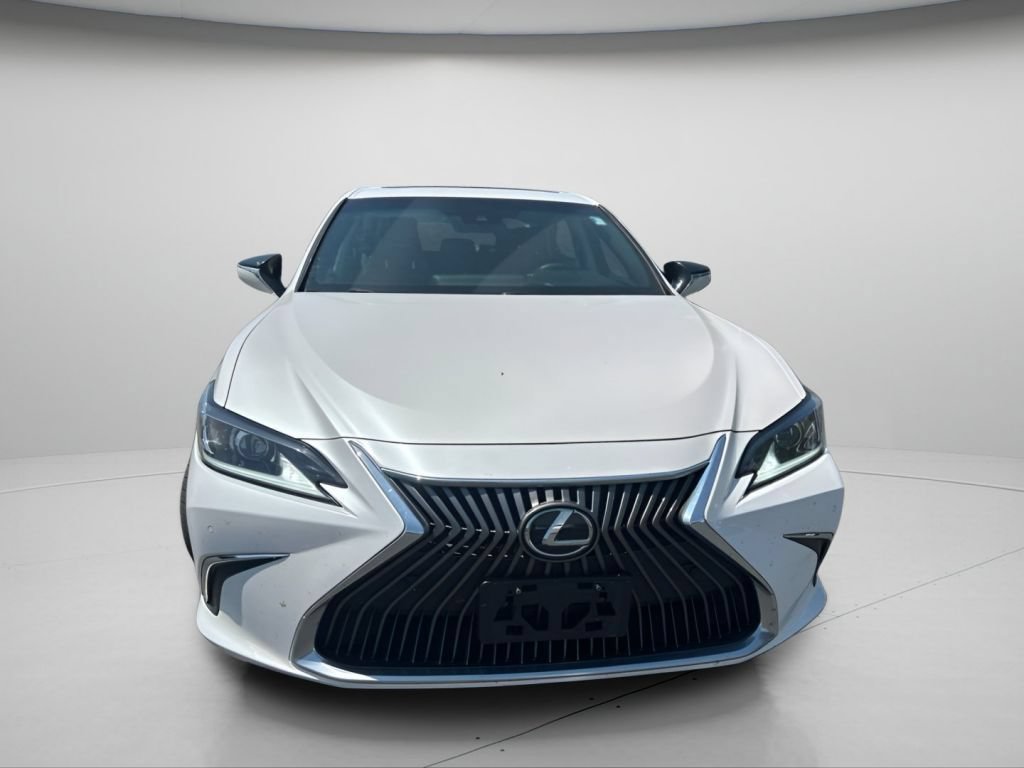 Used 2021 White Pearl Lexus 250 image 3