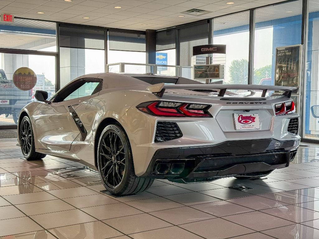 2026 Chevrolet Corvette 2LT - Photo 7