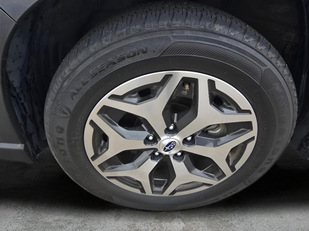 Used 2022 Magnetite Gray Metallic Subaru Premium image 28