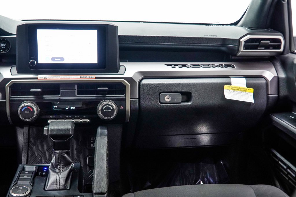 Used 2024 White Toyota SR5 image 21