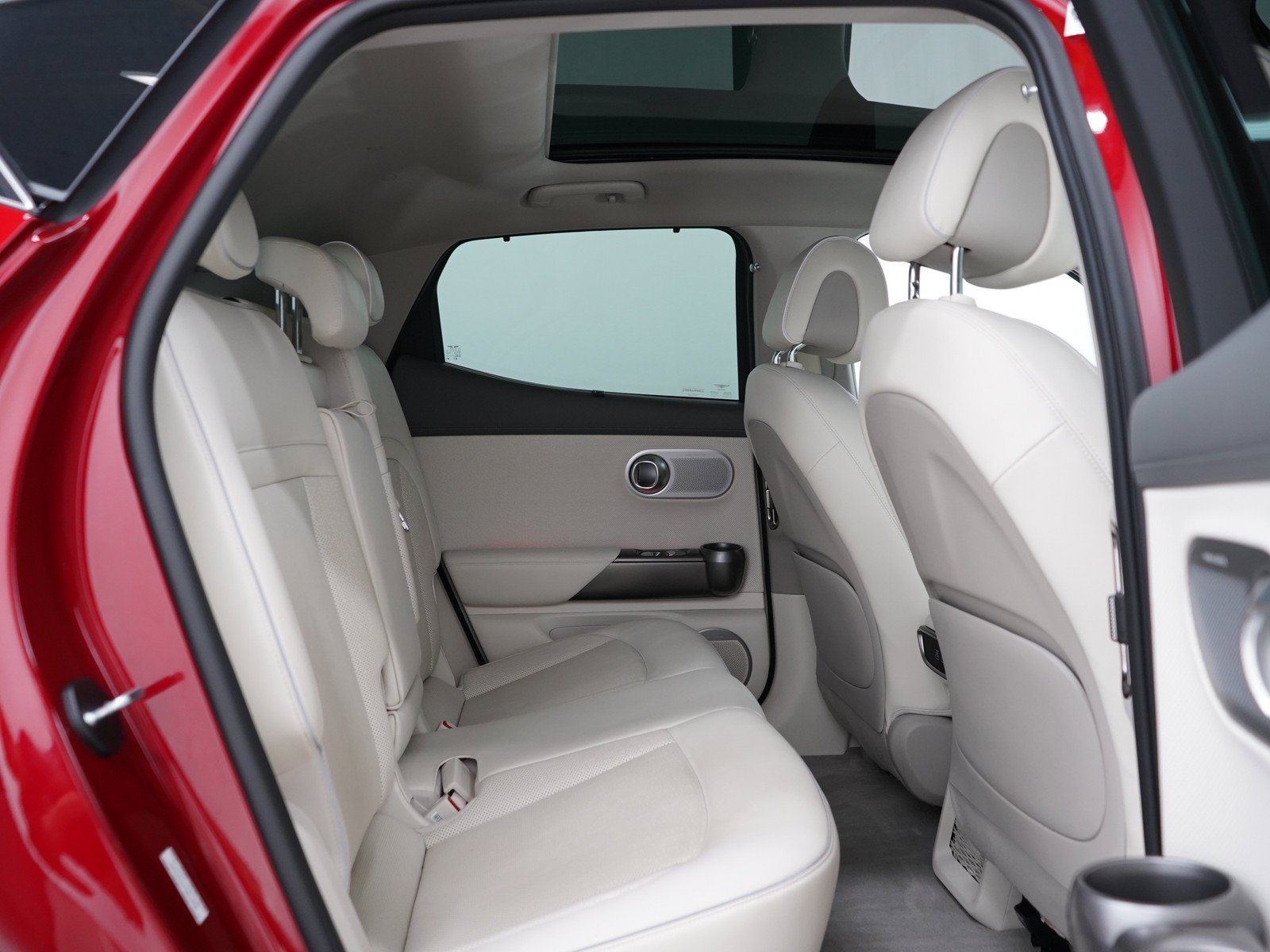 Used 2023 Mauna Red Genesis Advanced AWD image 12