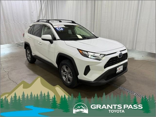 2024 Toyota RAV4 Hybrid LE