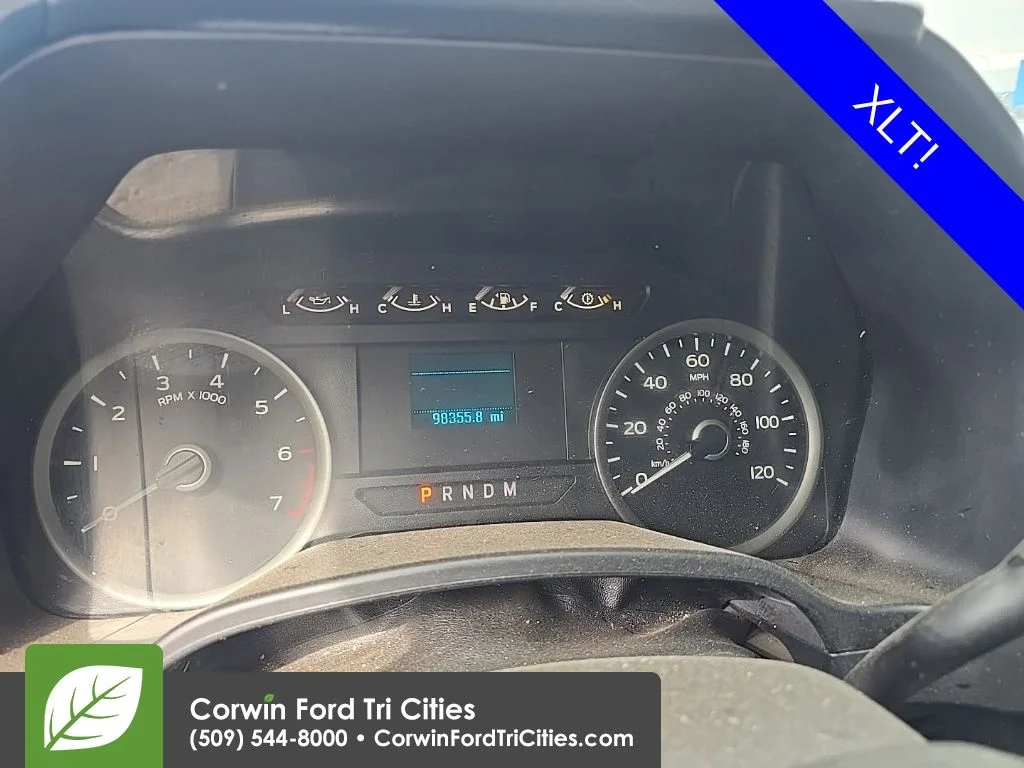 Used 2018 Silver Ford XLT image 11