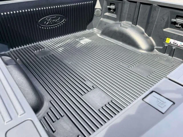 Certified Used 2023 Silver Metallic Ford XLT image 11