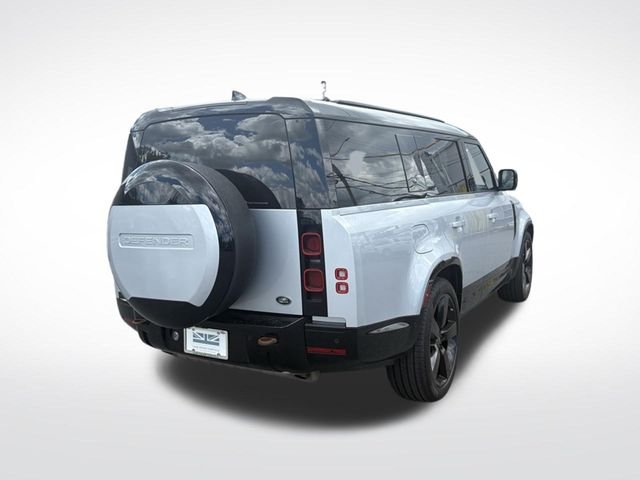 Certified Used 2023 Silver Land Rover X-Dynamic SE image 8