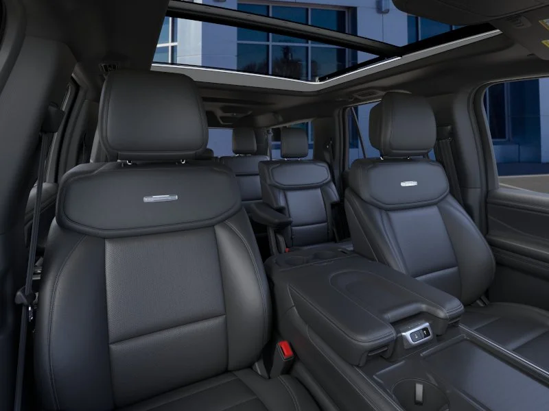 New 2026 Star White Metallic Tri-Coat Ford MAX Platinum® image 33