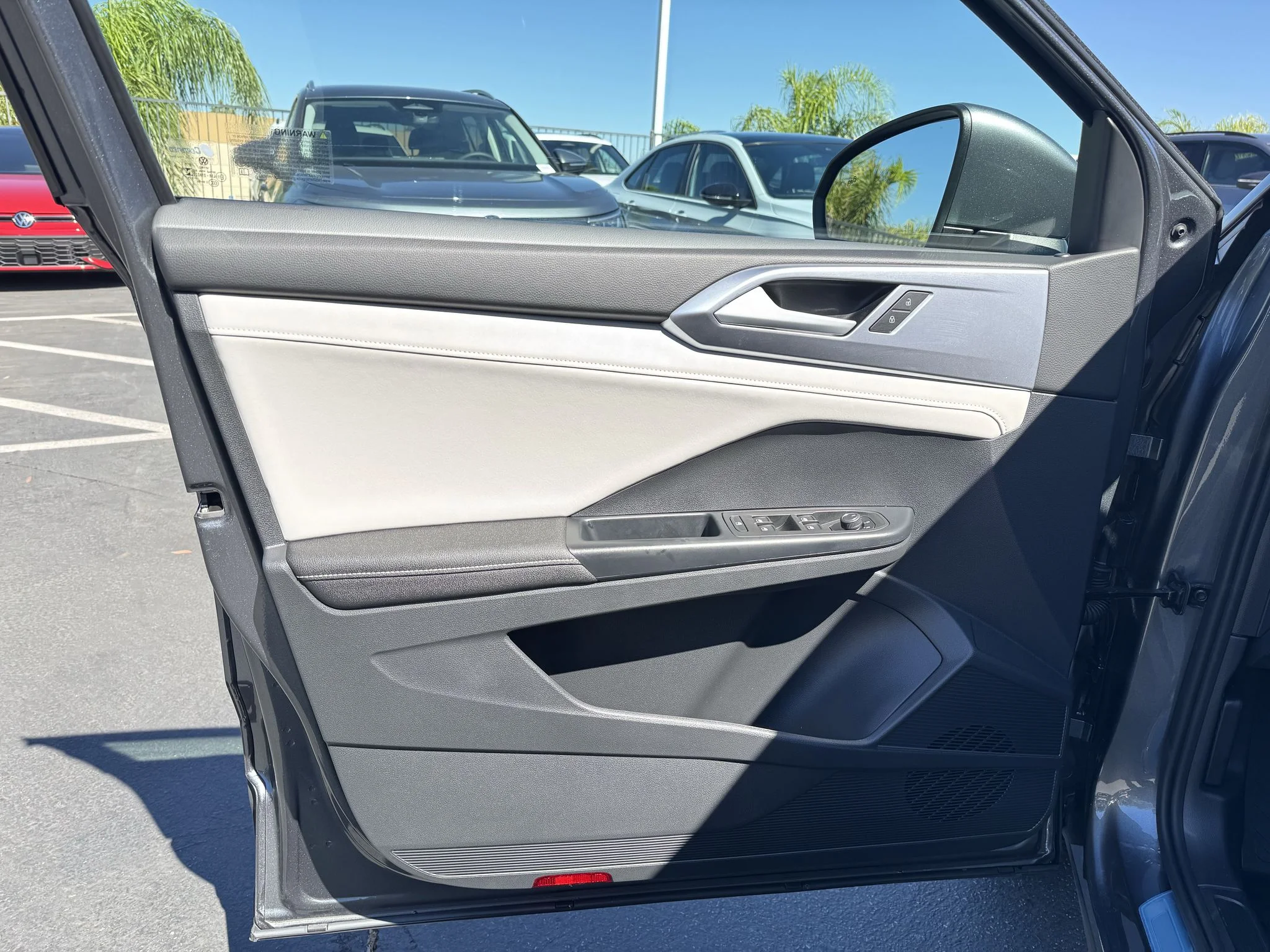Used 2026 Platinum Gray Metallic Volkswagen SE image 11