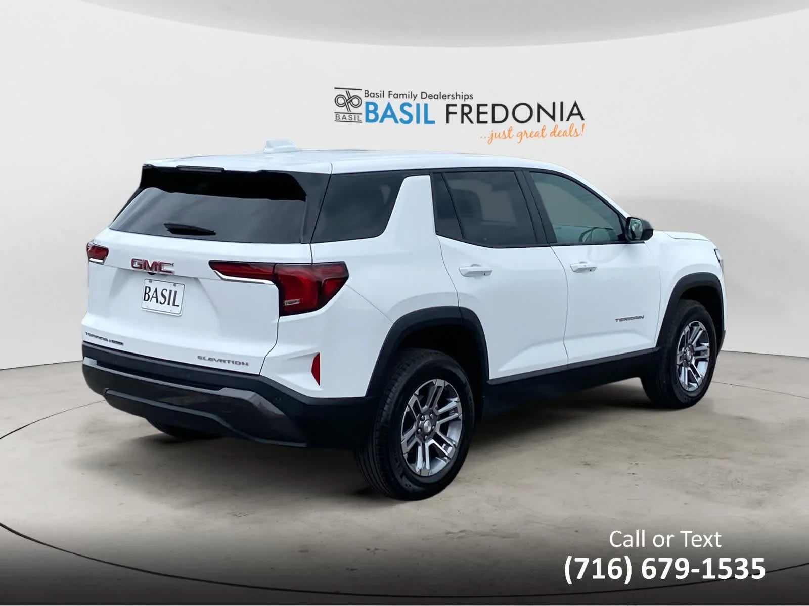 Used 2026 Summit White GMC Elevation image 9