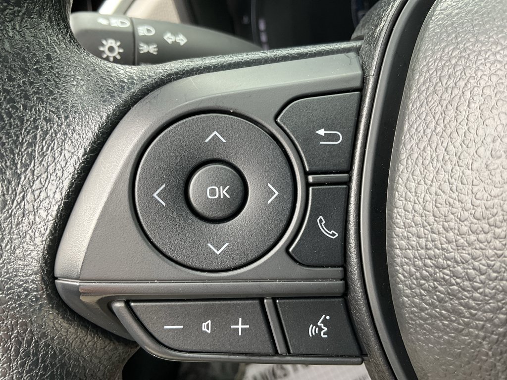 Used 2026 Jet Black Toyota L image 28