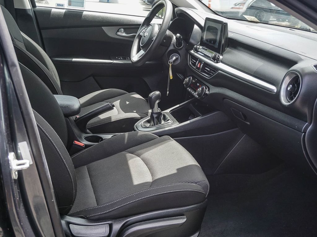 Certified Used 2019 Gray Kia FE image 13