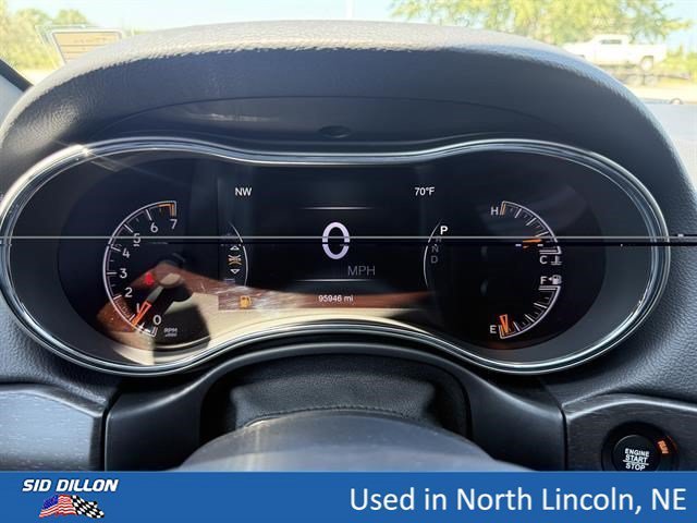 Used 2018 Velvet Red Pearlcoat Jeep Altitude image 13