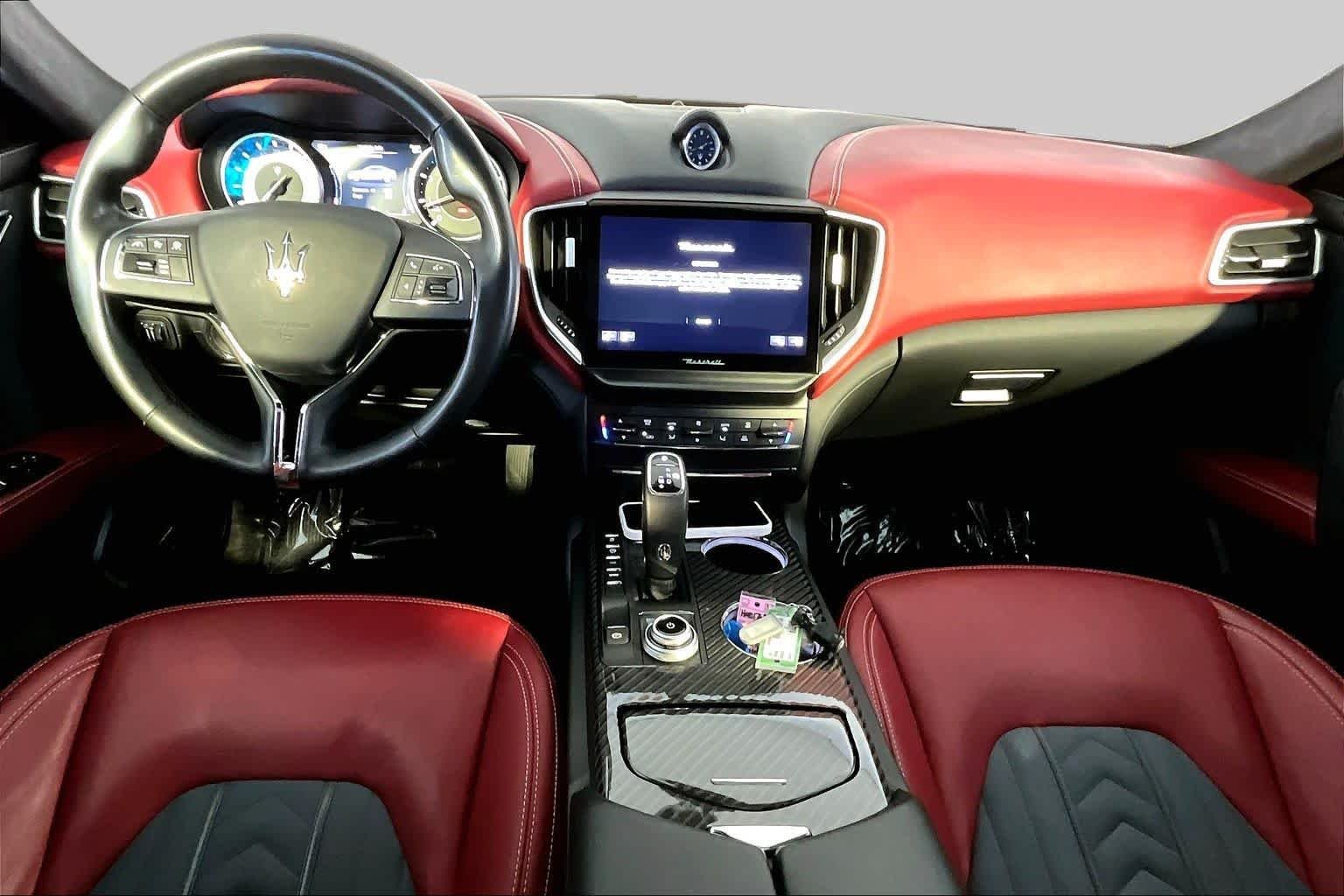 Used 2021 Grigio Maratea Metallic Maserati S Q4 GranLusso image 16