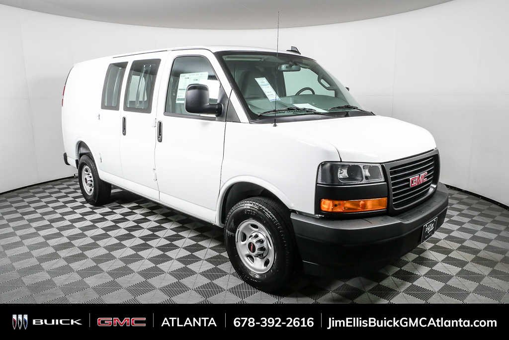 2025 GMC Savana 2500's photo