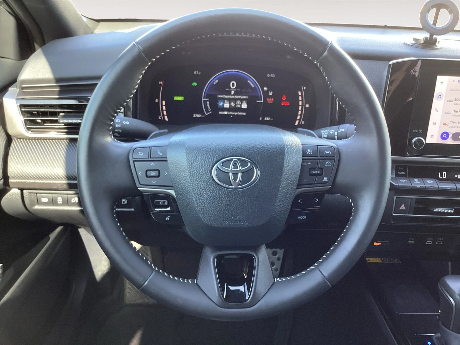 Certified Used 2025 Underground Toyota SE image 17