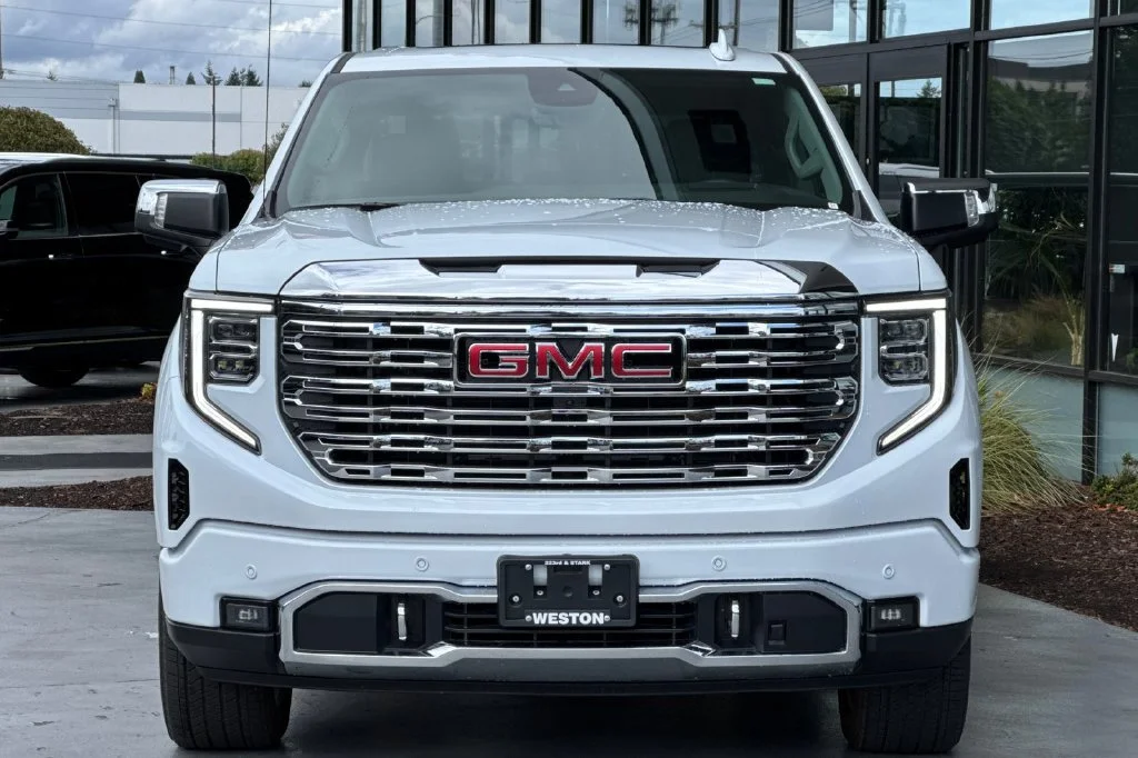 2026 GMC Sierra 1500 Denali - Photo 9