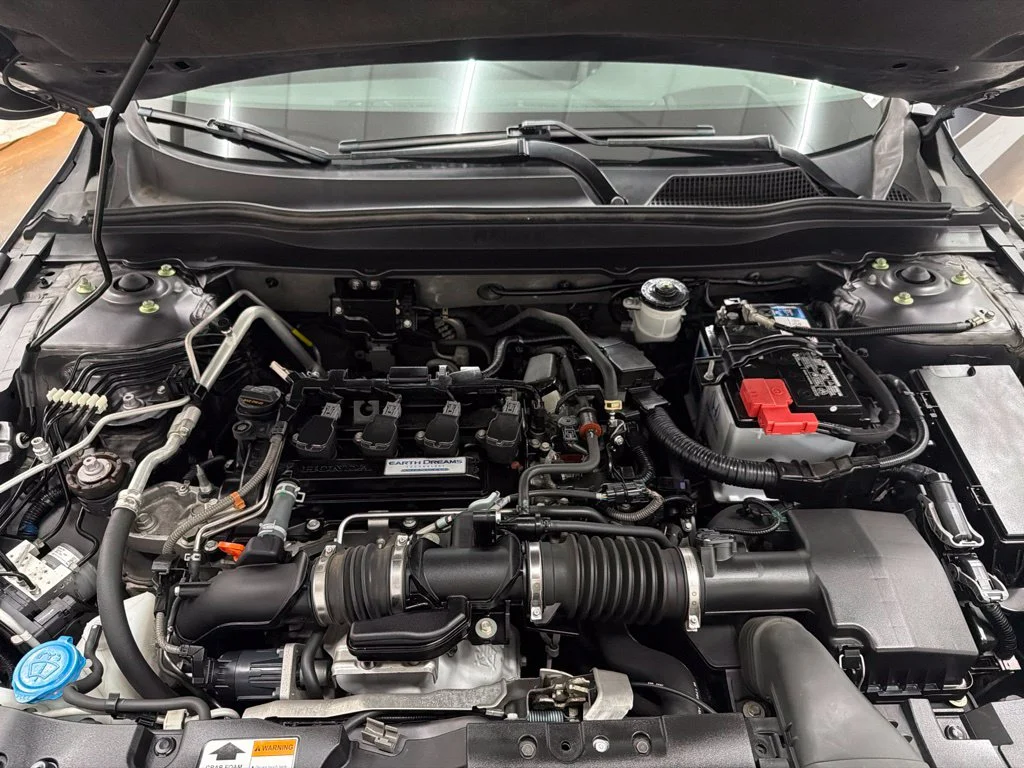 Used 2018 Gray Honda Touring image 33