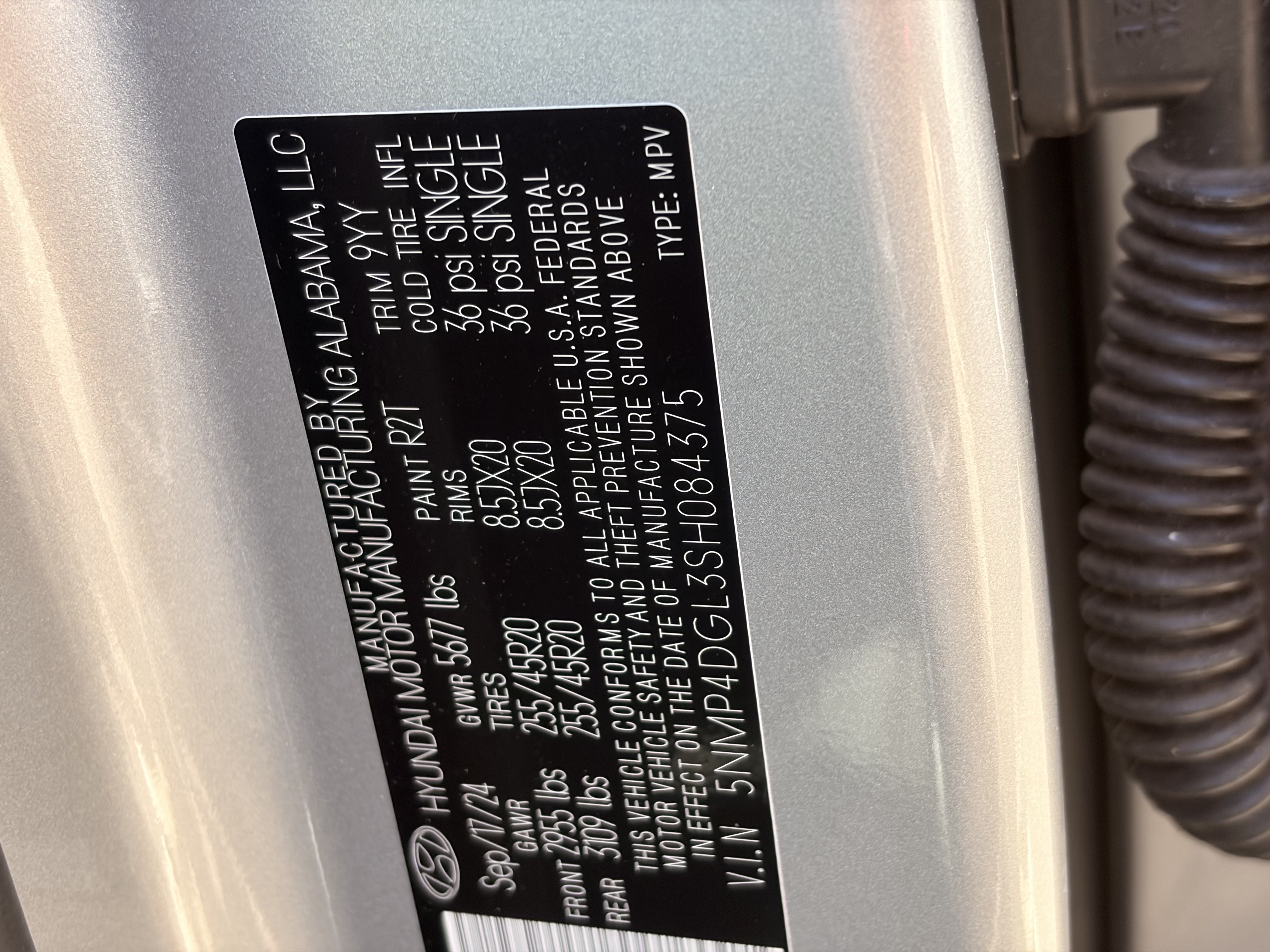 Used 2025 Shimmering Silver Hyundai Limited image 10